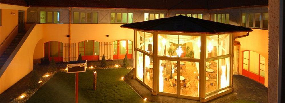 Jufa Hotel Poellau - Bio Landerlebnis Exterior foto